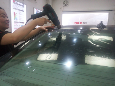 南宁琥珀光学,宝马740LI,汽车全车贴膜,琥珀光学纳米陶瓷隔热防爆膜质保10年